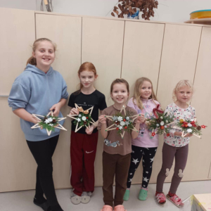 VÁNOČNÍ TVOŘENÍ S RENČOU VAŠÁKOVOU